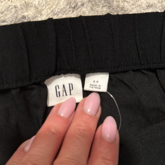Gap midi skirt size small - Picture 3 of 5